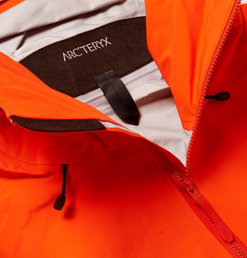 Arc'teryx - Beta LT GORE-TEX Pro Jacket - Men - Bright Arc'teryx - Beta LT GORE-TEX Pro Jacket - Men - Bright
