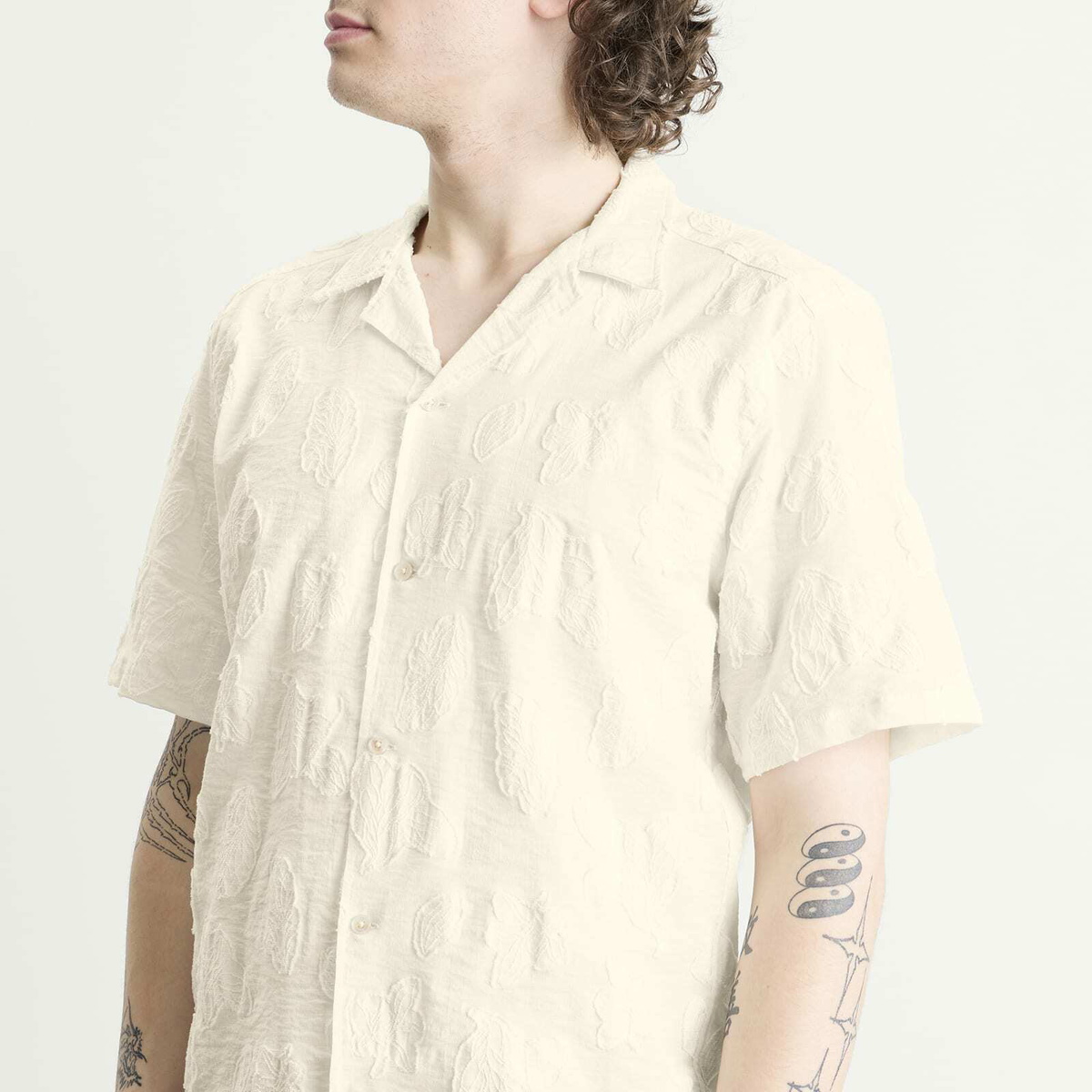 Foret Men's Peer Jacquard Shirt in Cloud