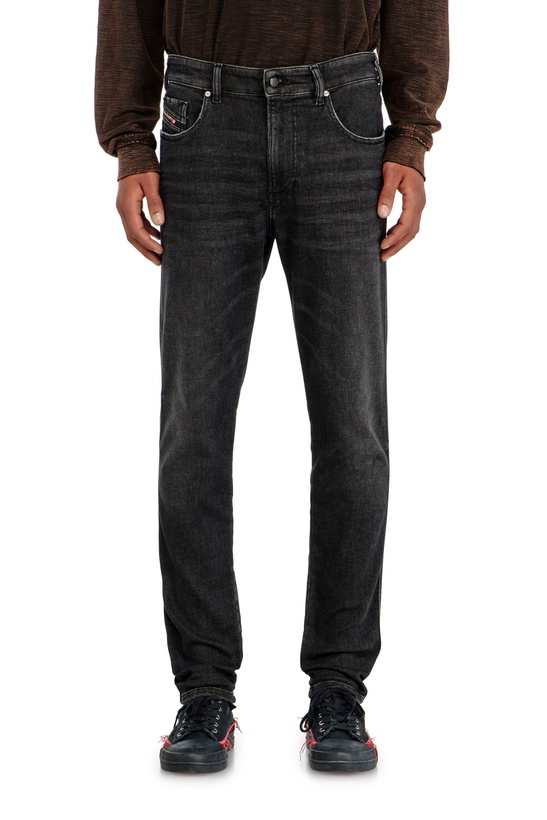 Photo: Diesel Slim Regular Waist 2062 D-Strukt Joggjeans - Jeans Mens in Black