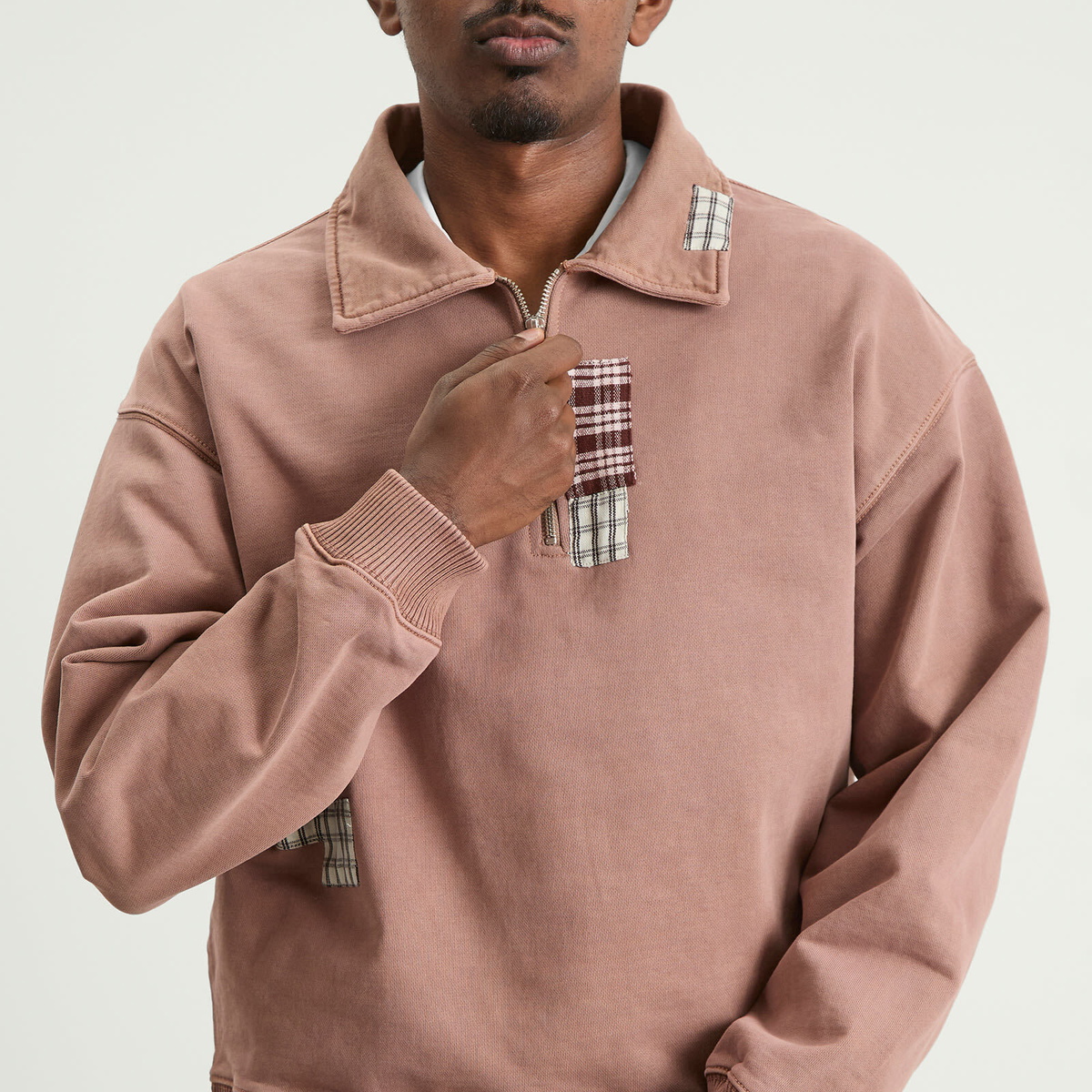 Story mfg. Men's Story mfg Geo Patchwork Pullover in Sand