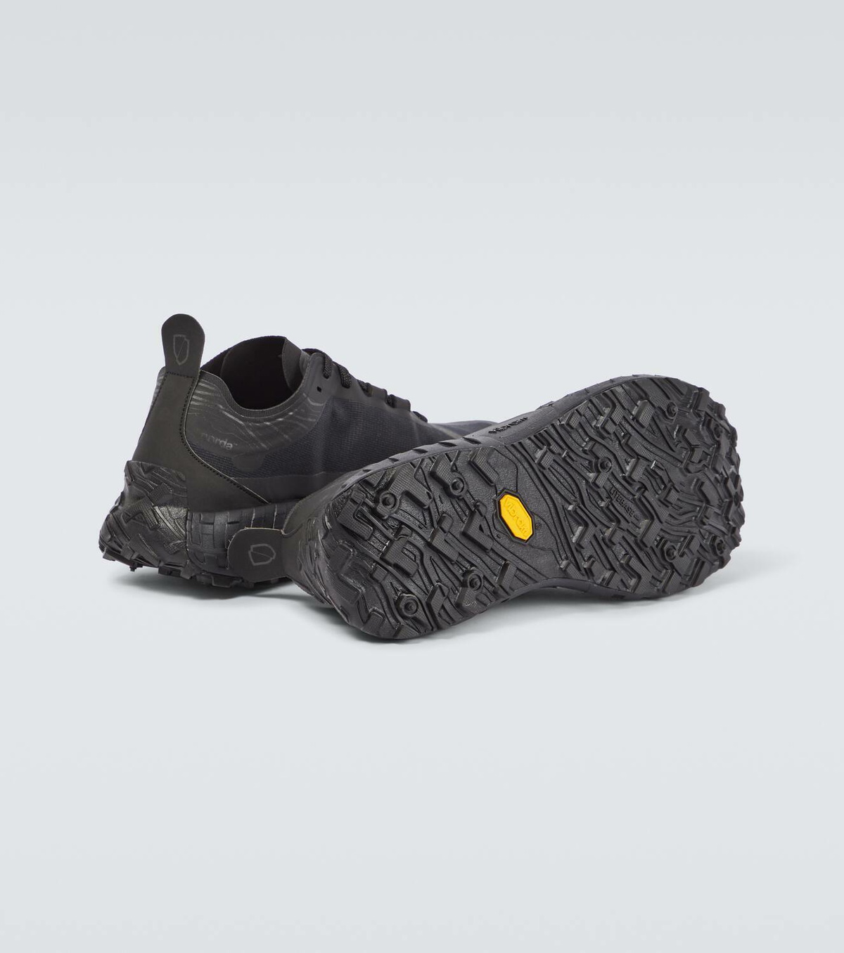Norda 001 G+ running shoes