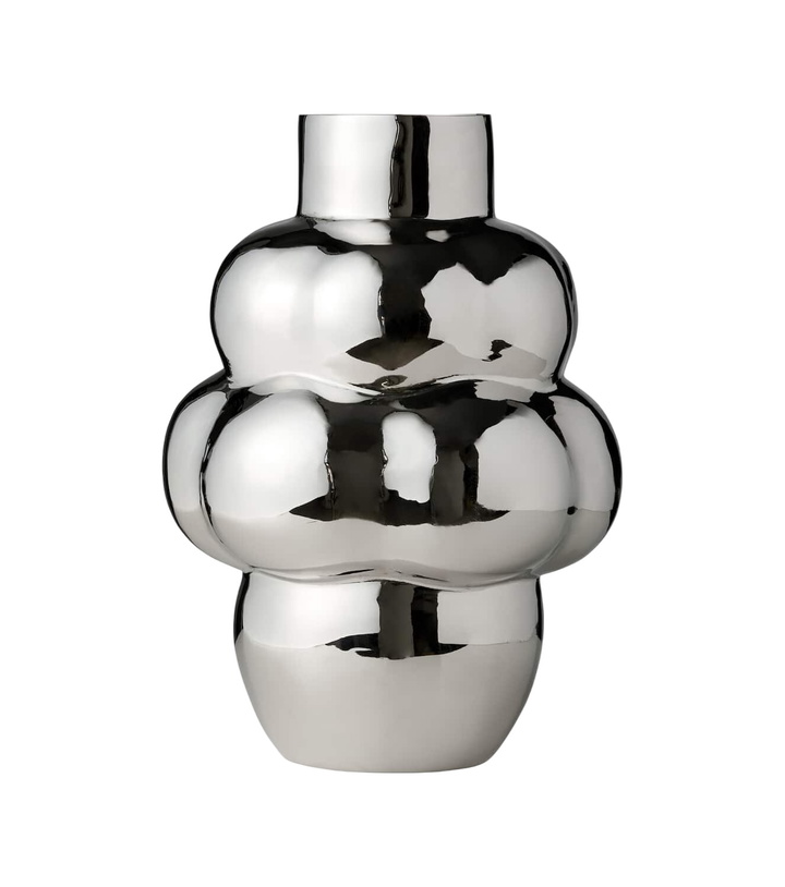 Photo: Louise Roe Balloon Object 000 steel vase
