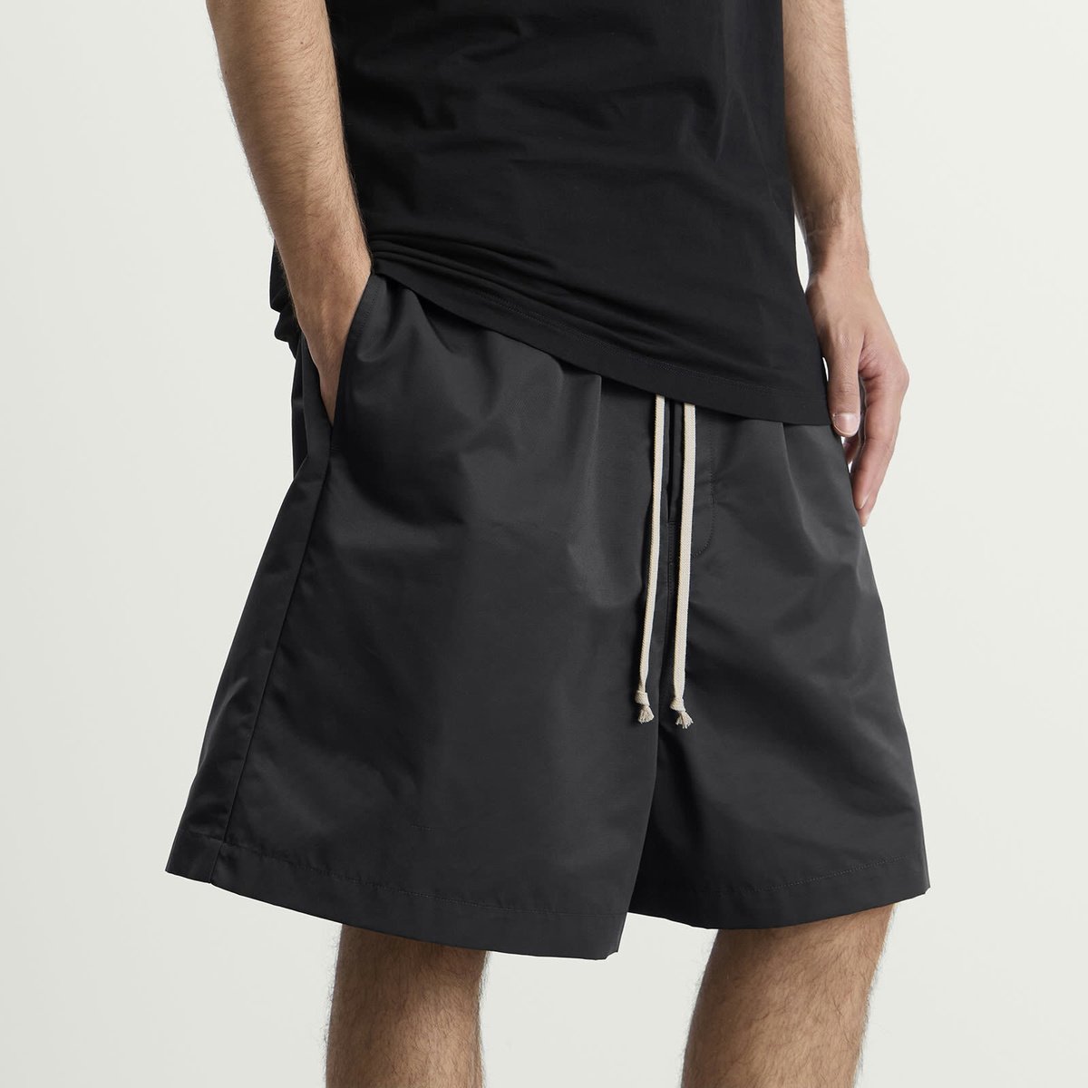 Rick Owens Men's Faun Shorts in Black