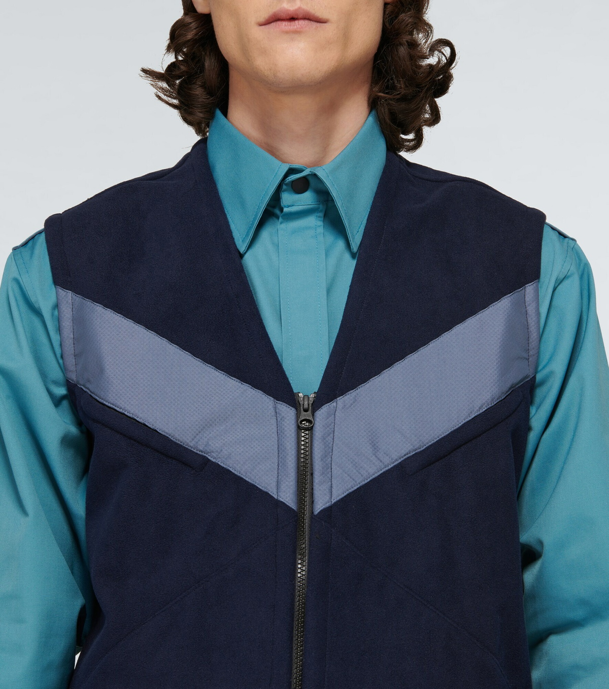 GR10K - Backend vest