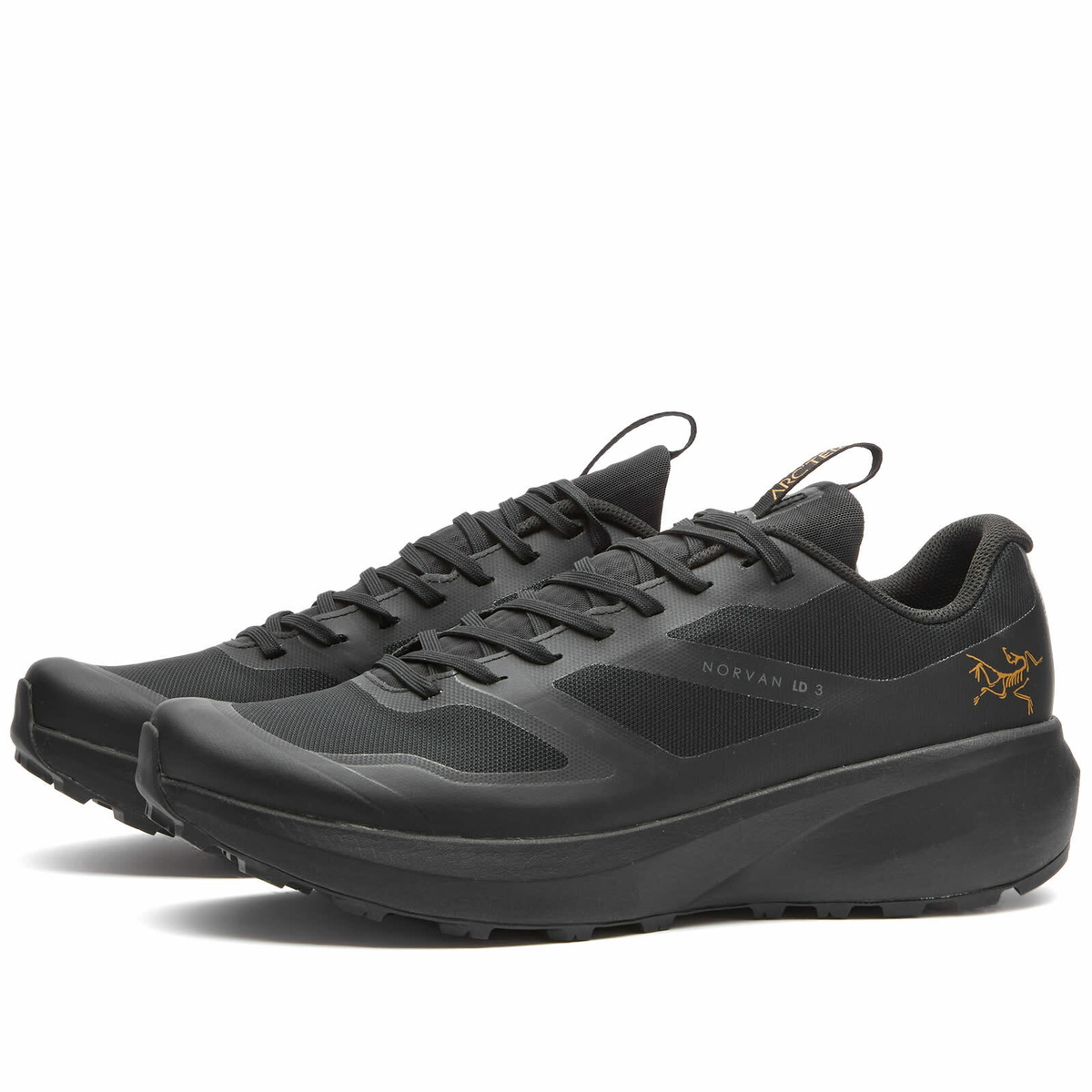 【美品】ARC'TERYX Norvan LD3ゴアテックス ブラック Arc'teryx Men's NORVAN LD 3 GTX M Sneakers in Black Arc'teryx
