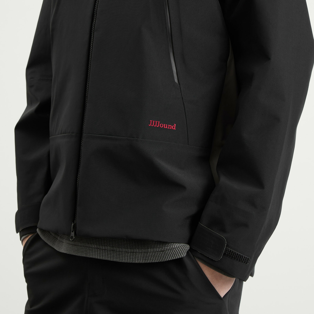 Descente Men's Allterrain x JJJJound Hardshell Jacket in Black/Charcoal