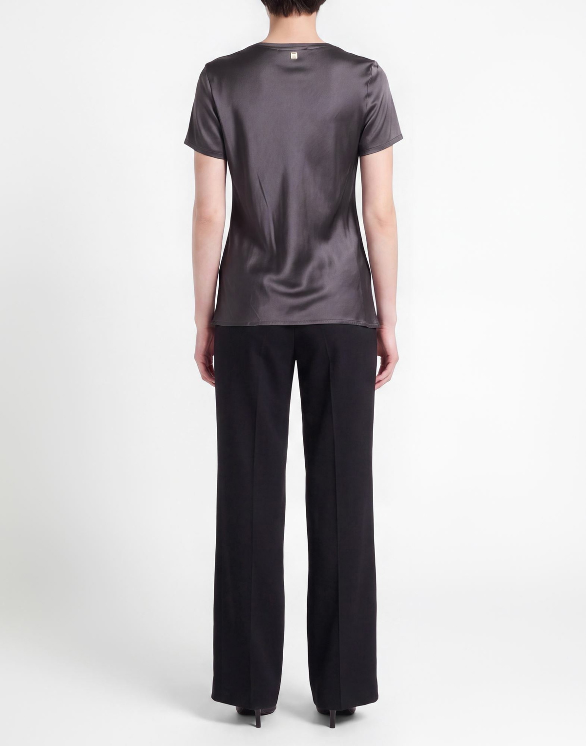 Manila Grace Womens T-shirt in Grey