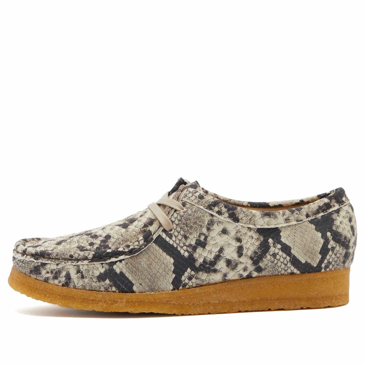 靴 CLARKS SNAKE EMBOSSED LEATHER WALLABEE Clarks Originals Women's Wallabee in Grey Snake Leather