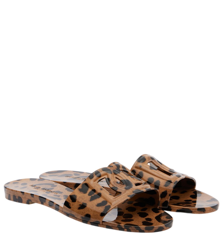 Photo: Dolce&Gabbana DG leopard-print slides