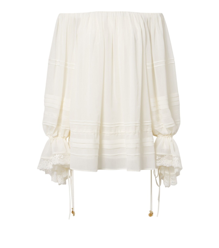 Photo: Xu Zhi Lace-trimmed off-shoulder top