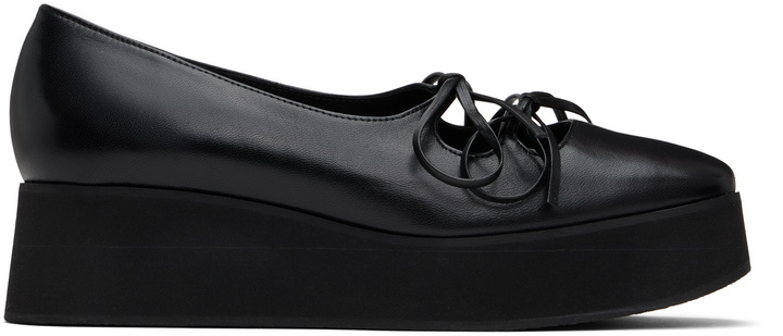 Photo: Nicole Saldaña Black Isabel 2.0 Loafers