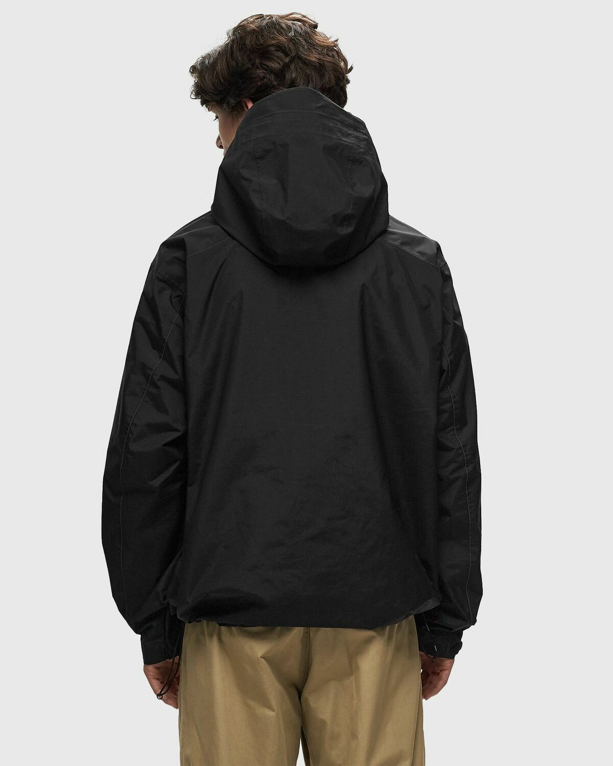 And Wander 2 2.5 L Hiker Rain Jacket Black Shell Jackets and Wander