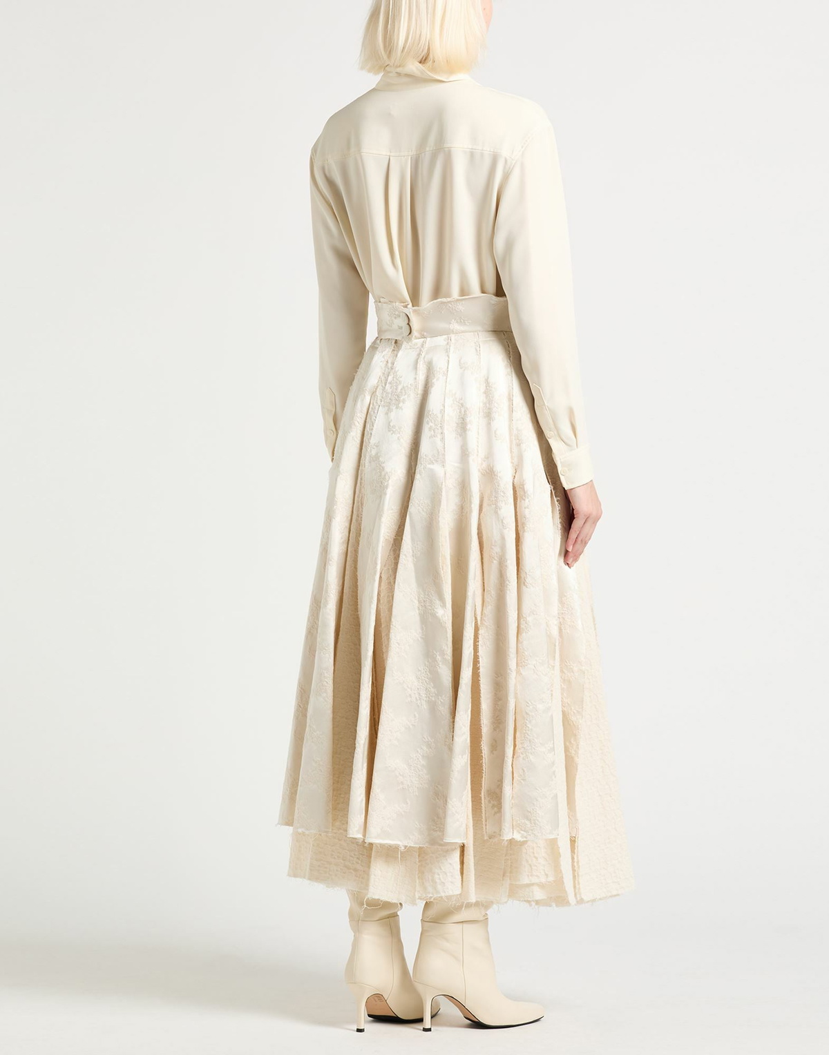 A. w.a. k.e. Mode Womens Maxi skirt Ivory