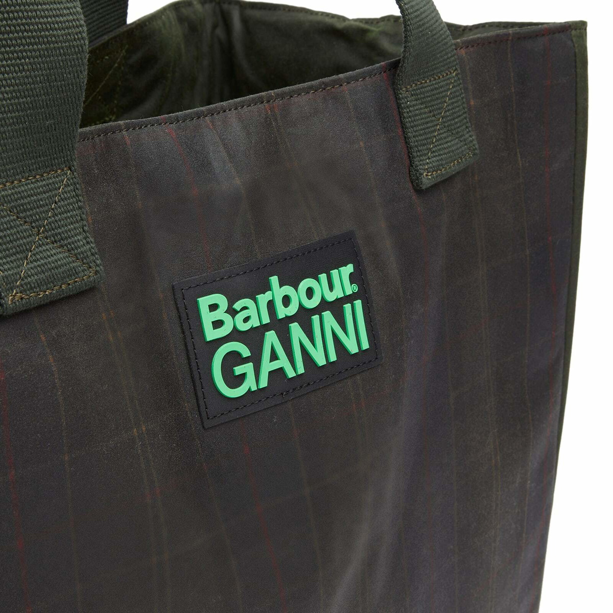 直営店完売　Barbour × GANNI バッグ Barbour Women's x Ganni Wax Tote Bag in Dufflebag/Classic
