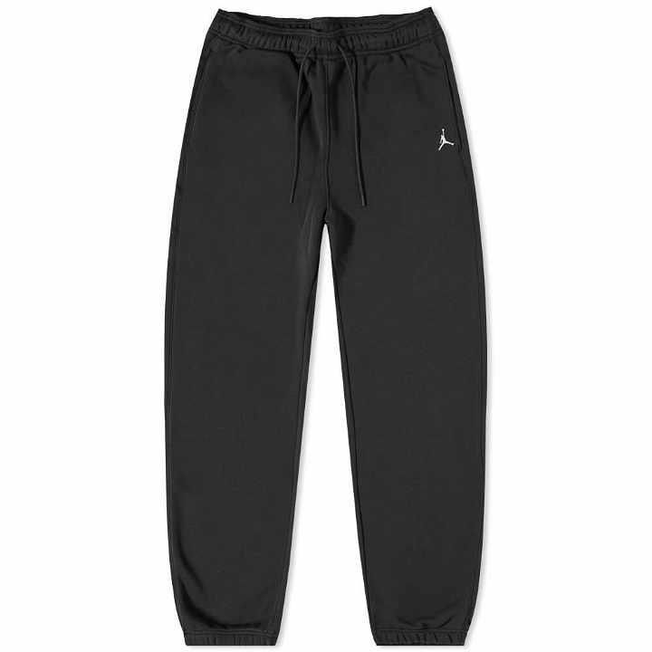 Photo: Air Jordan Men's Essential Fleece Sweat Pant in Black/White