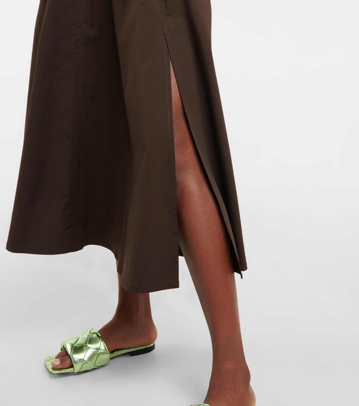 【関税&送料込】Bottega Veneta Technical Poplin Sleeveless D Intrecciato Tech Sleeveless Jacket in Green Bottega Veneta