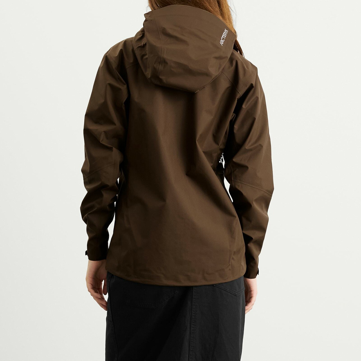 Arc'teryx Women's Arcteryx Beta SL Jacket in Carob Arc'teryx
