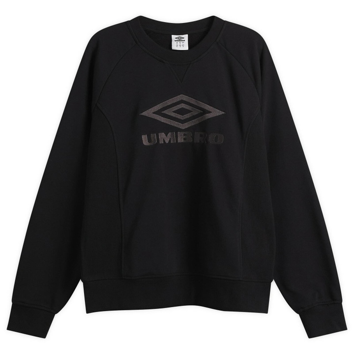 Photo: Umbro Men's Iconic Sweat in Black/Volcanic Ash
