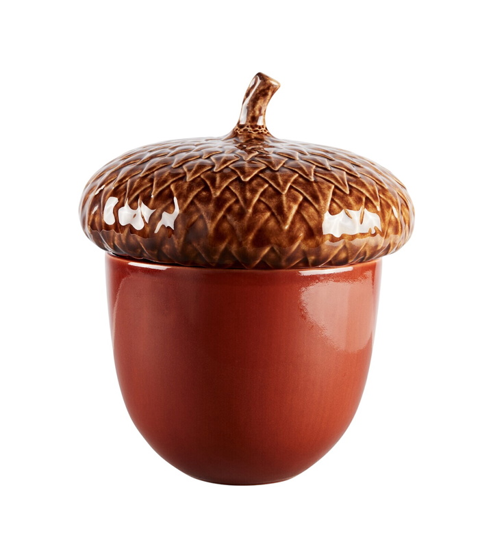 Photo: Bordallo Pinheiro Gudrun Acorn Large earthenware container by Claudia Schiffer