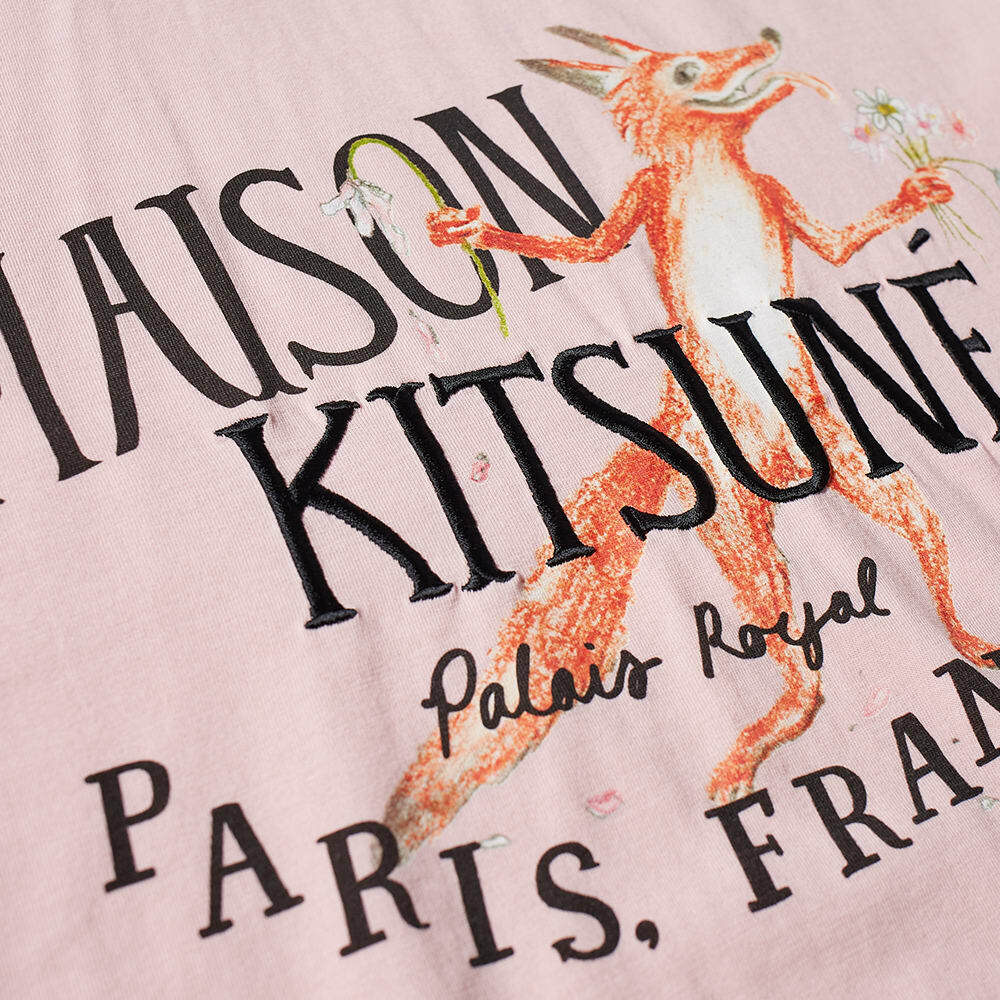 Maison Kitsuné Women's Flower Fox Classic T-Shirt in Pink Maison
