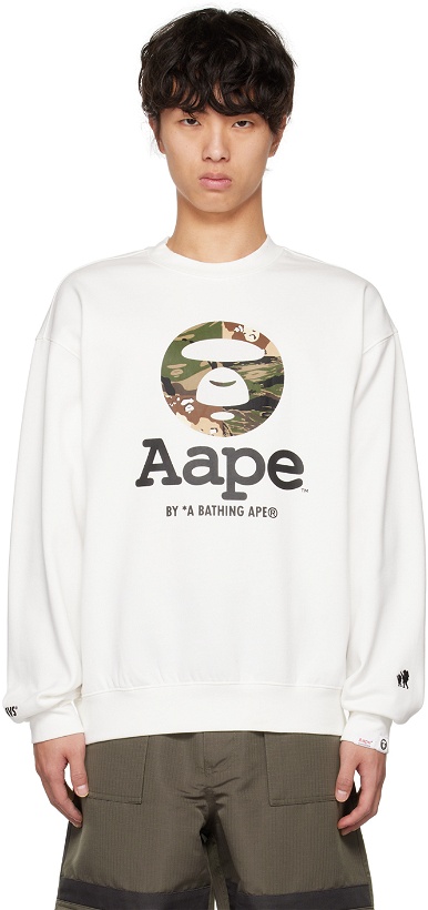 Photo: AAPE by A Bathing Ape White Basic Sweatshirt