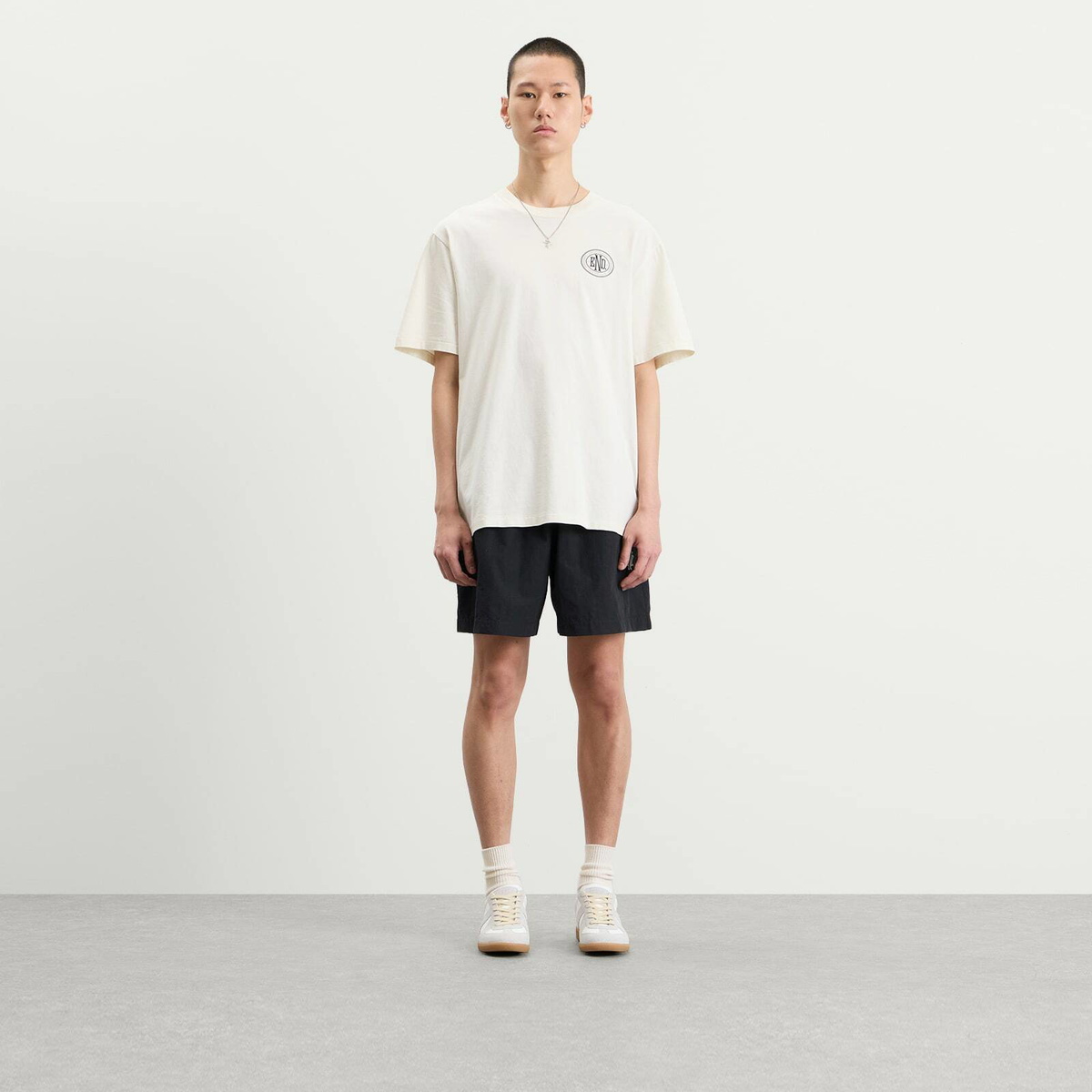 END. Leisure T-Shirt in Smoke White