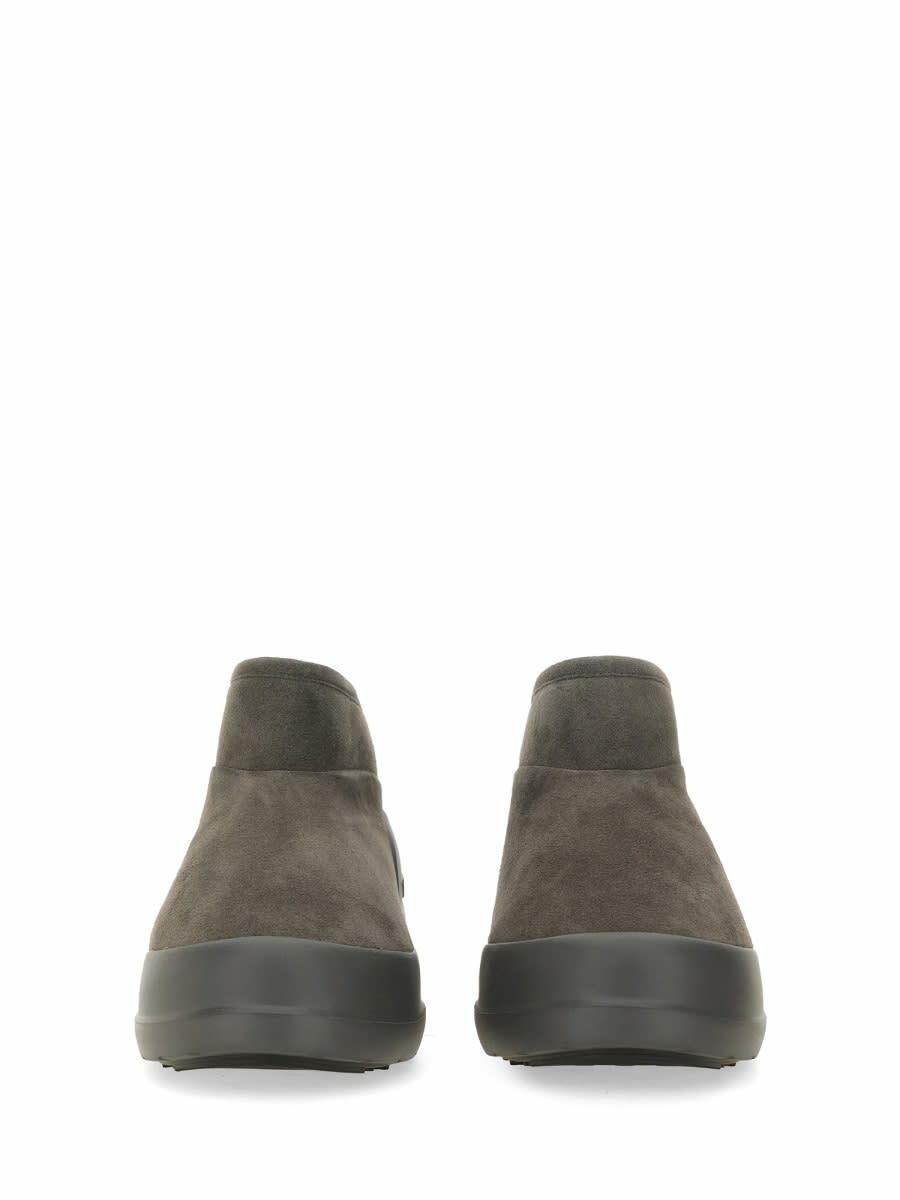 moon Boot