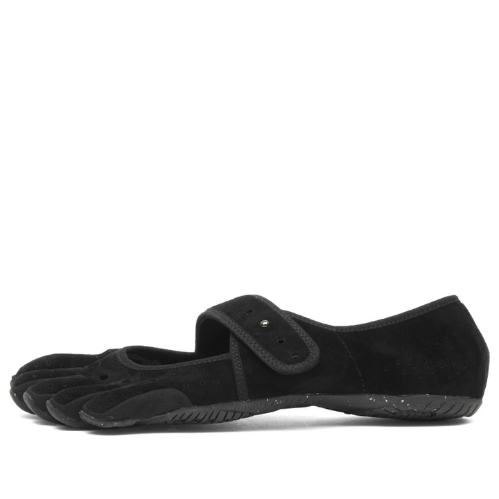 Photo: Vibram Women's FiveFingers Performa Jane Evo in Triple Black