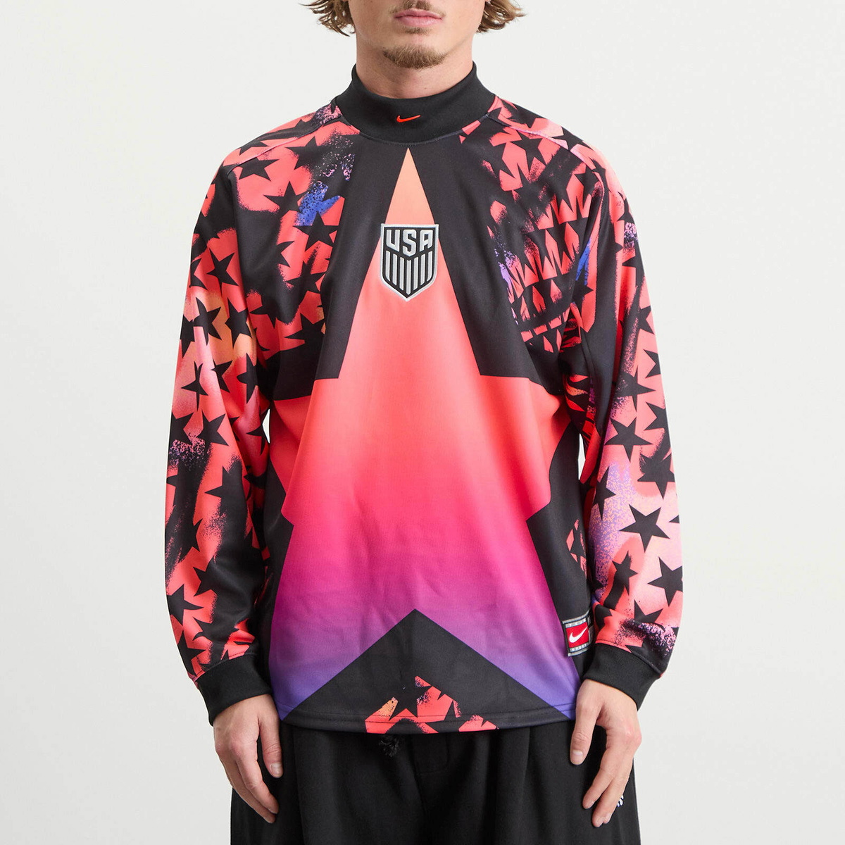 Nike Men's USA Goalkeeper Shirt in Black/Crimson