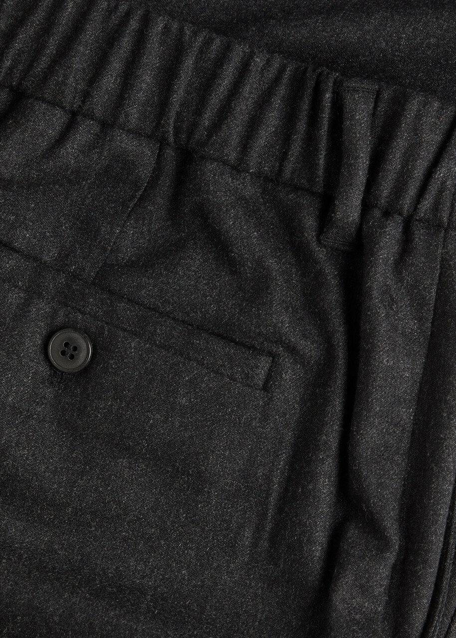 Sunspel Tapered-leg Wool and Cashmere-blend Trousers Charcoal