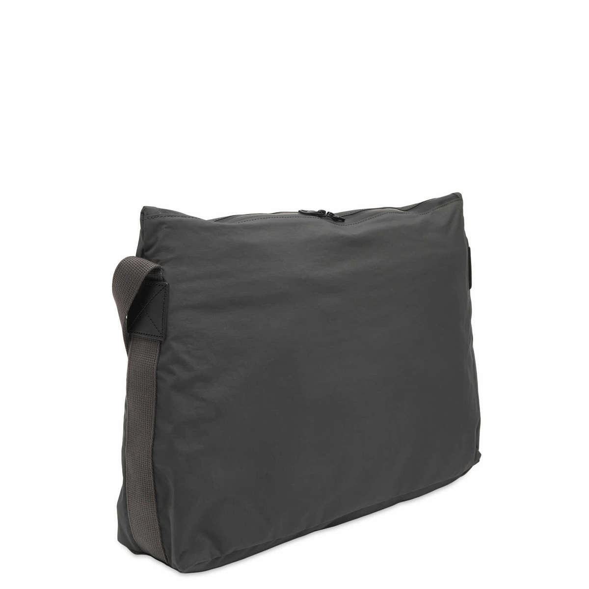 Mazi Untitled Terse Cross Body Bag in Grey 