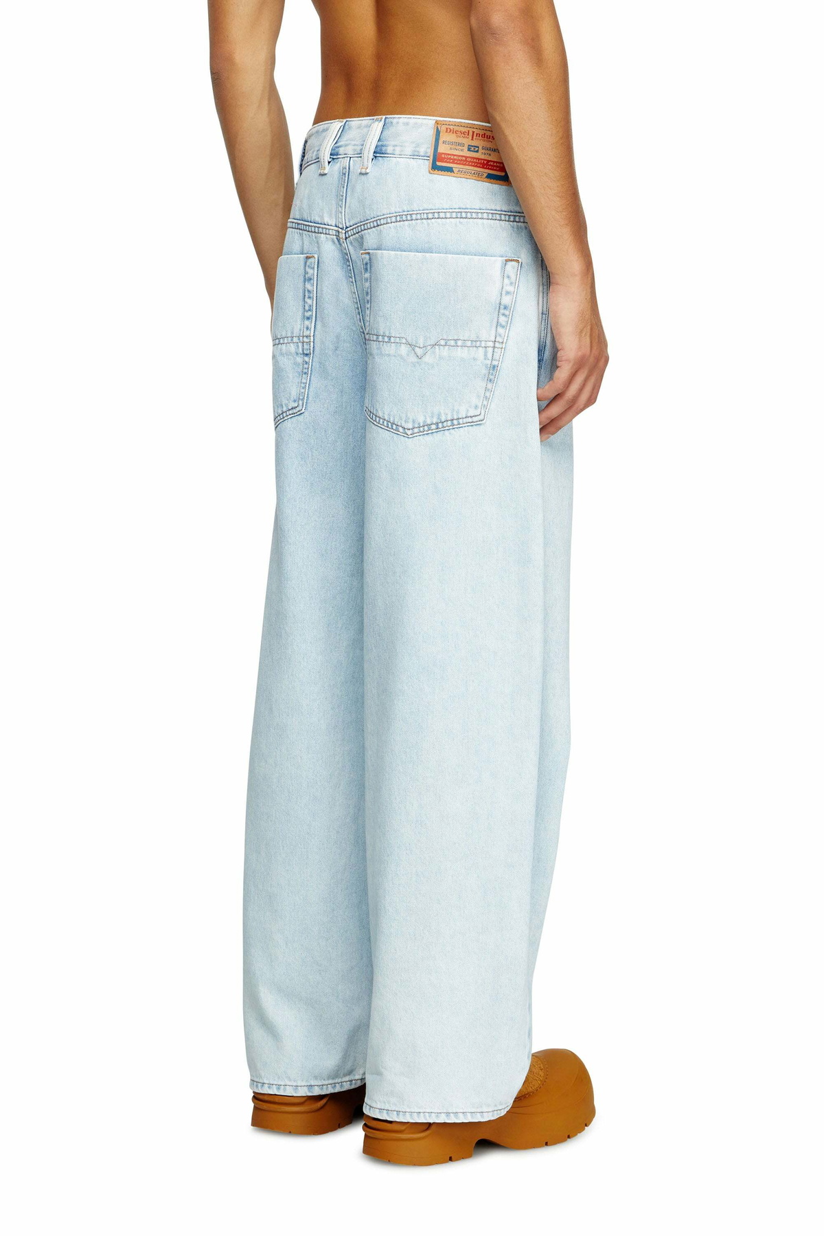 Diesel Relaxed Jeans Regular Waist 1997 D-Enim-M, Light blue, Button fly