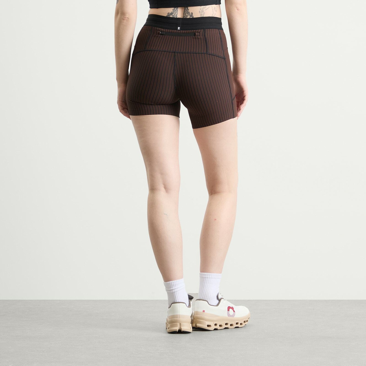Bandit Women's Variegated Striped Cadence™ 5” Compression Short in Cacao/Bandit Black