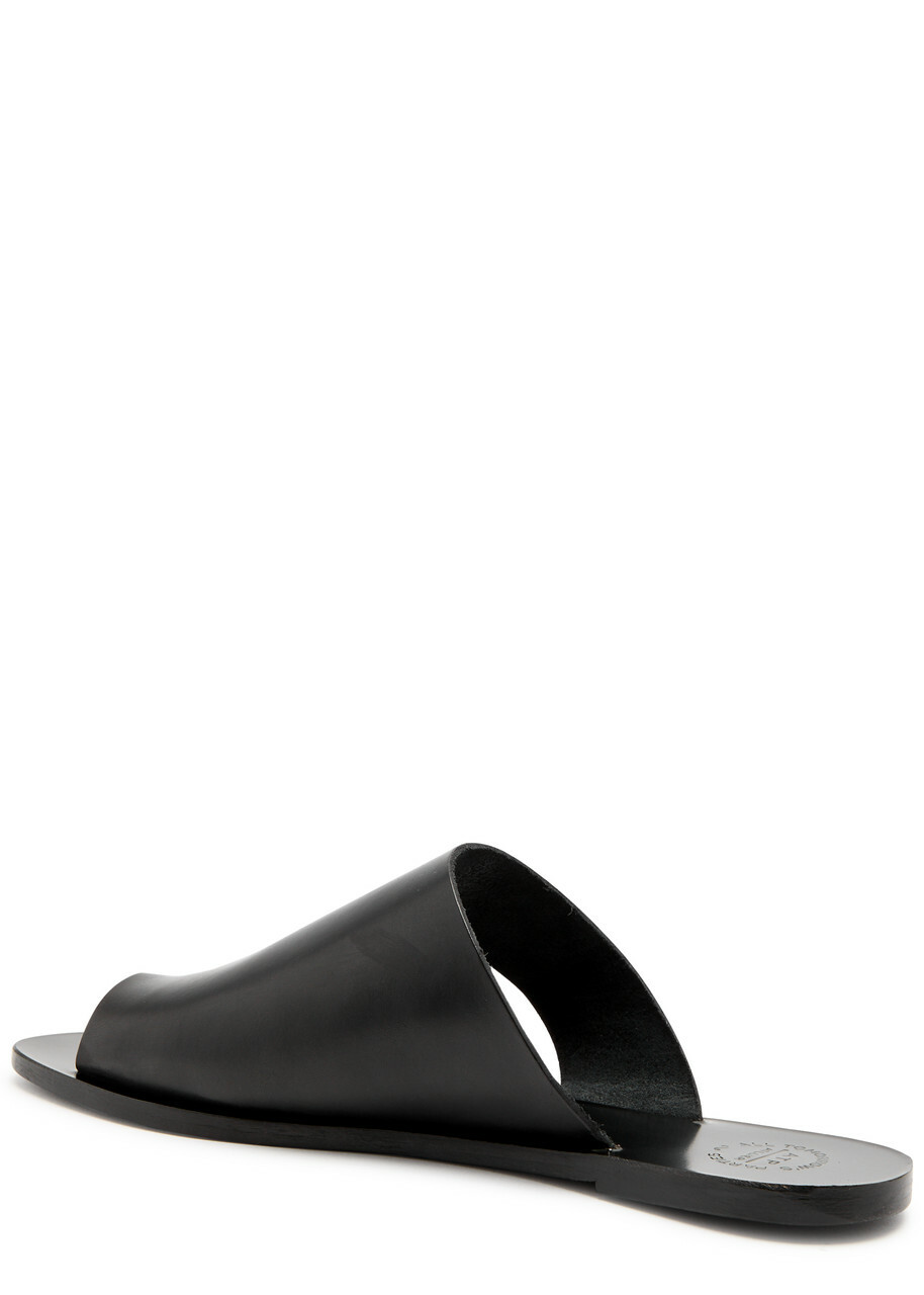 Atp Atelier Rosa Leather Thong Sandals Black