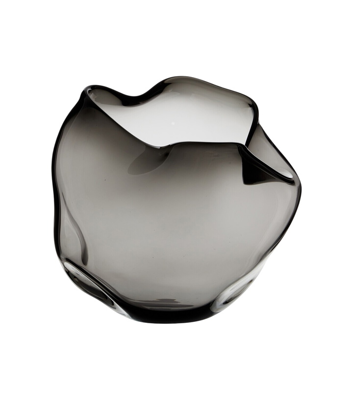 Photo: Alexa Lixfeld Komet glass vase