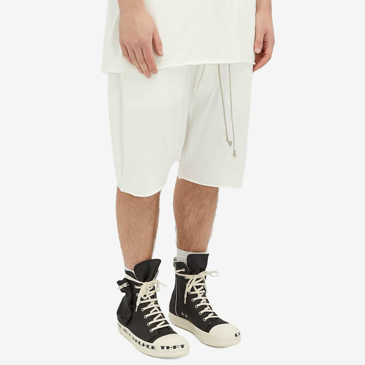 Rick Owens DRKSHDW Men's Drawstring Pods Shorts in Milk Rick Rick Owens DRKSHDW Men's Drawstring Pods Shorts in Milk Rick