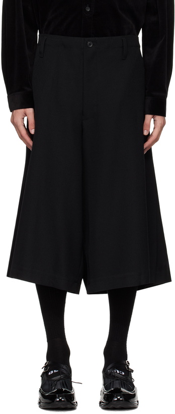 Photo: YOHJI YAMAMOTO Black Ox Pleats Half-Pant Shorts