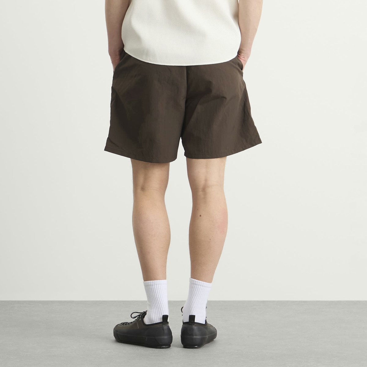 Goldwin Men's Nylon Shorts in Jet Brown