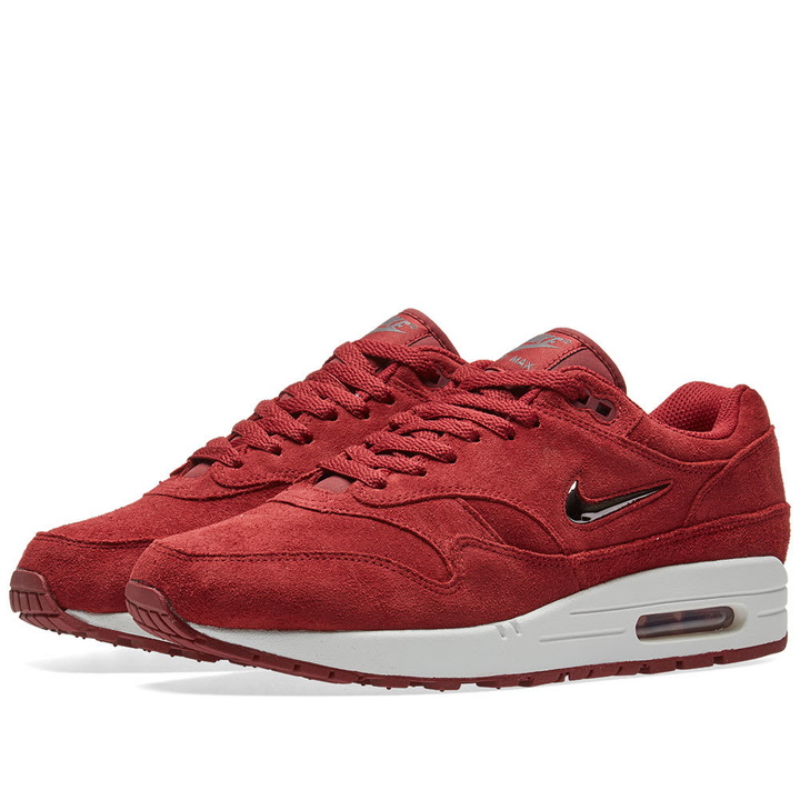 Photo: Nike Air Max 1 Premium SC Red