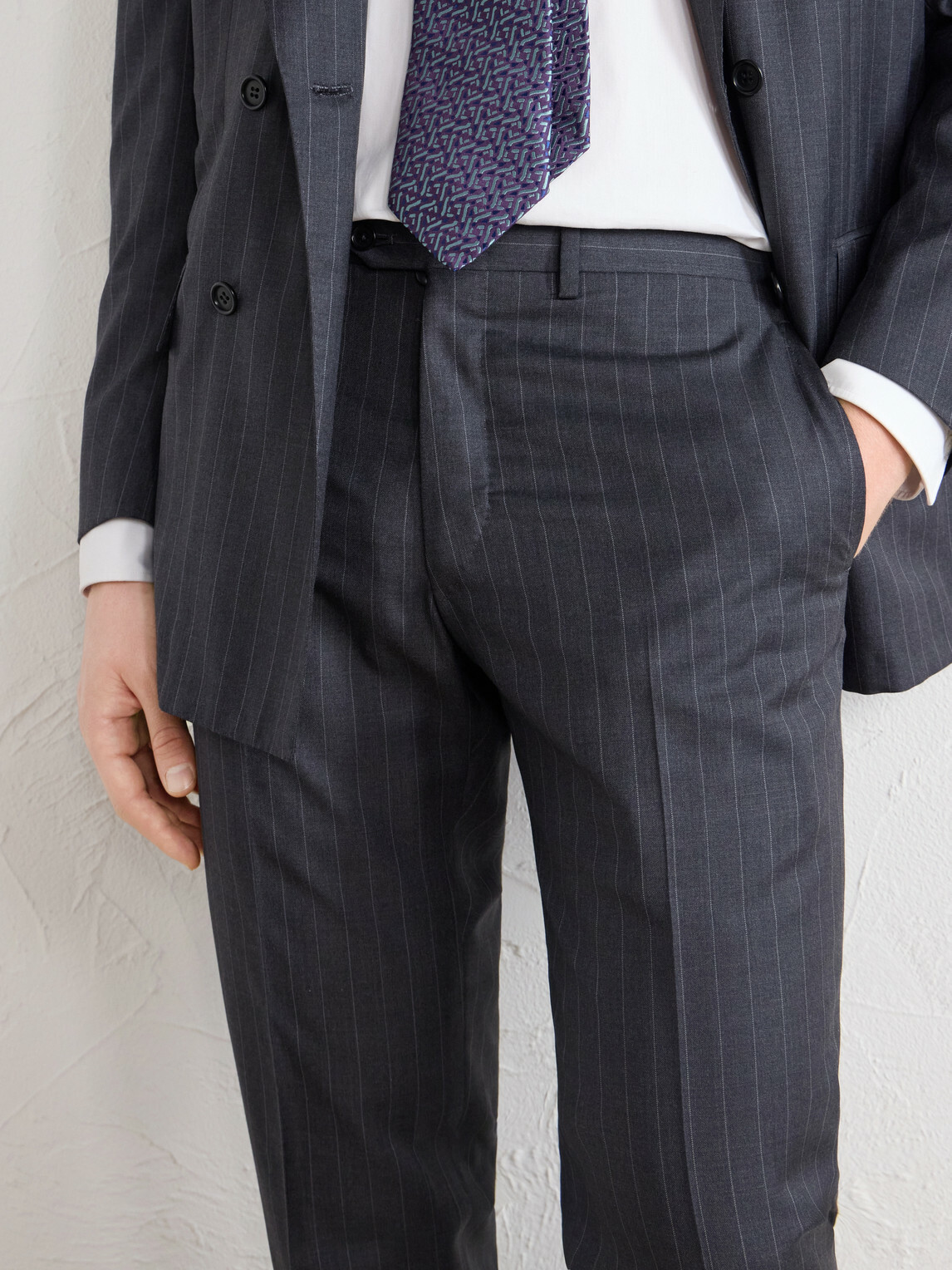 Kiton - Straight-Leg Pinstriped Wool Suit Trousers - Gray