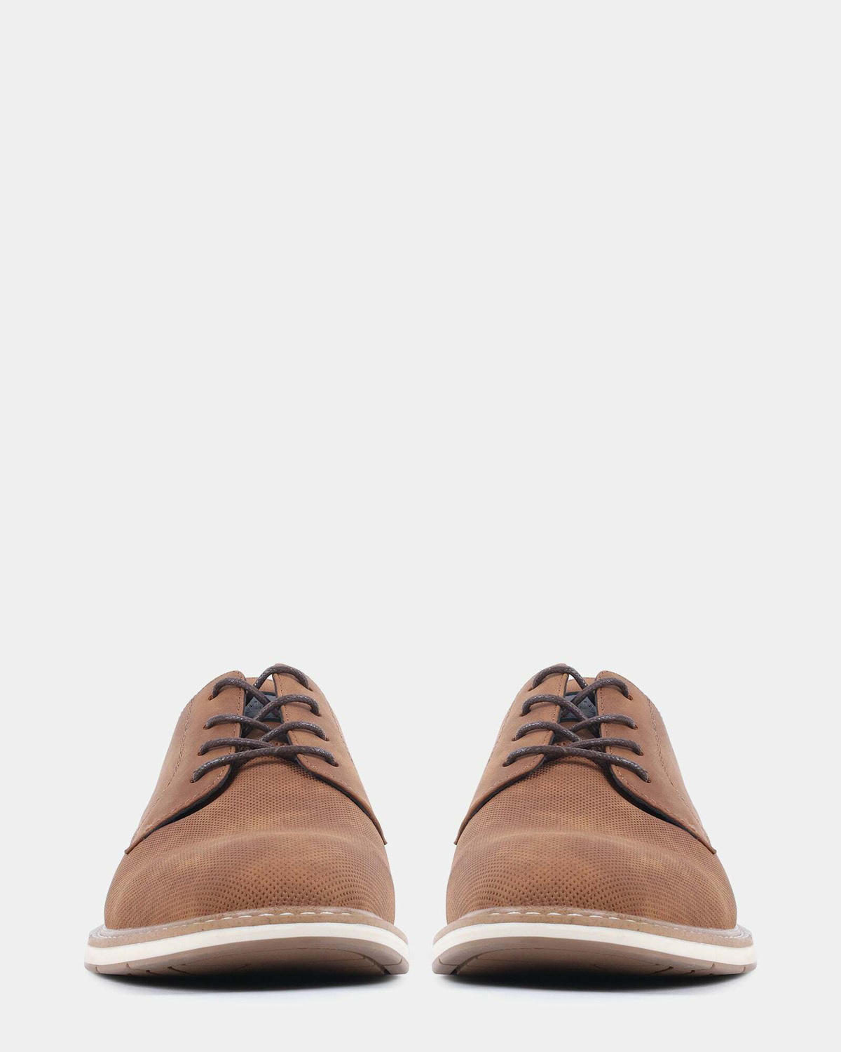 Steve Madden Bradock Casual Shoes in Tan Nubuck