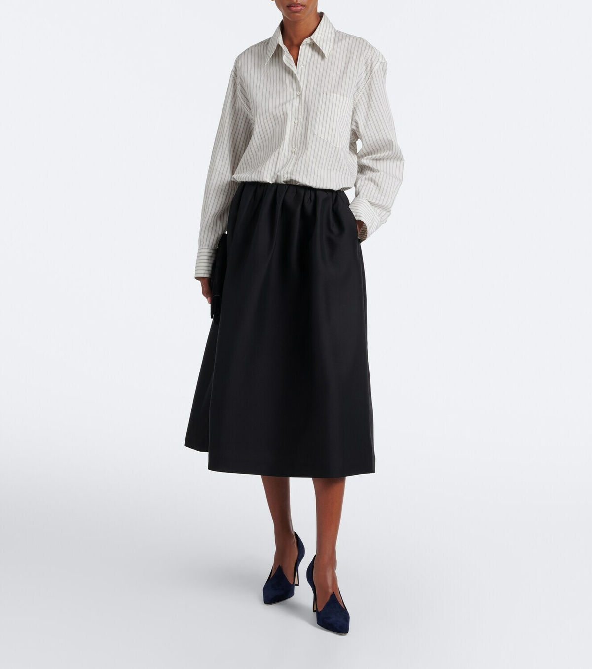 Manolo Blahnik Maldite suede pumps