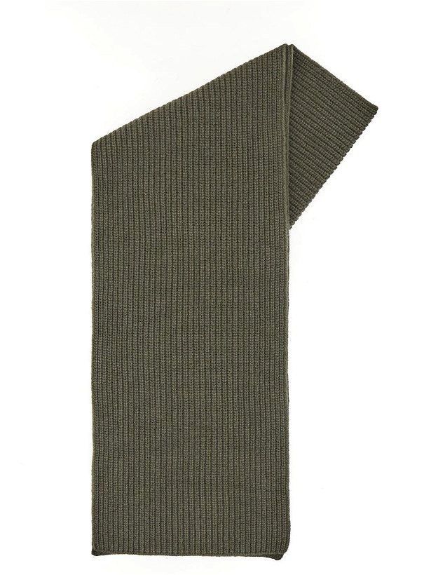 Photo: Closed Ribbed Knit Scarf