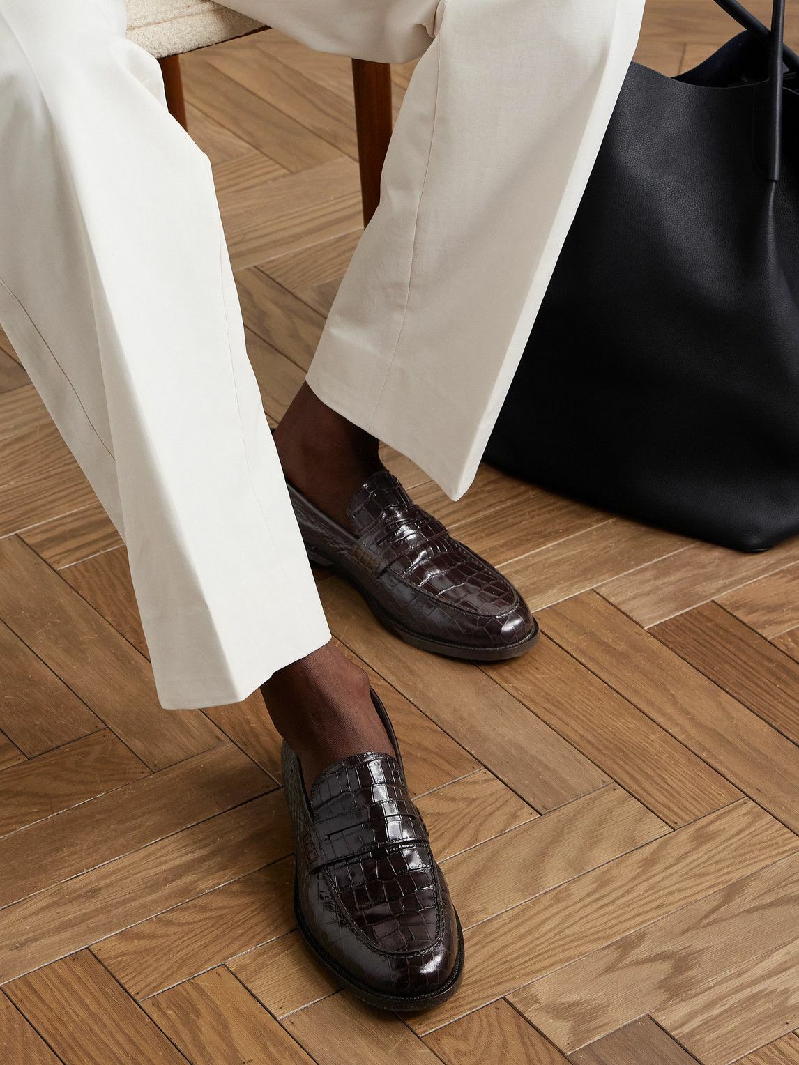 Manolo Blahnik - Perry Croc-Effect Leather Penny Loafers  display picture 2