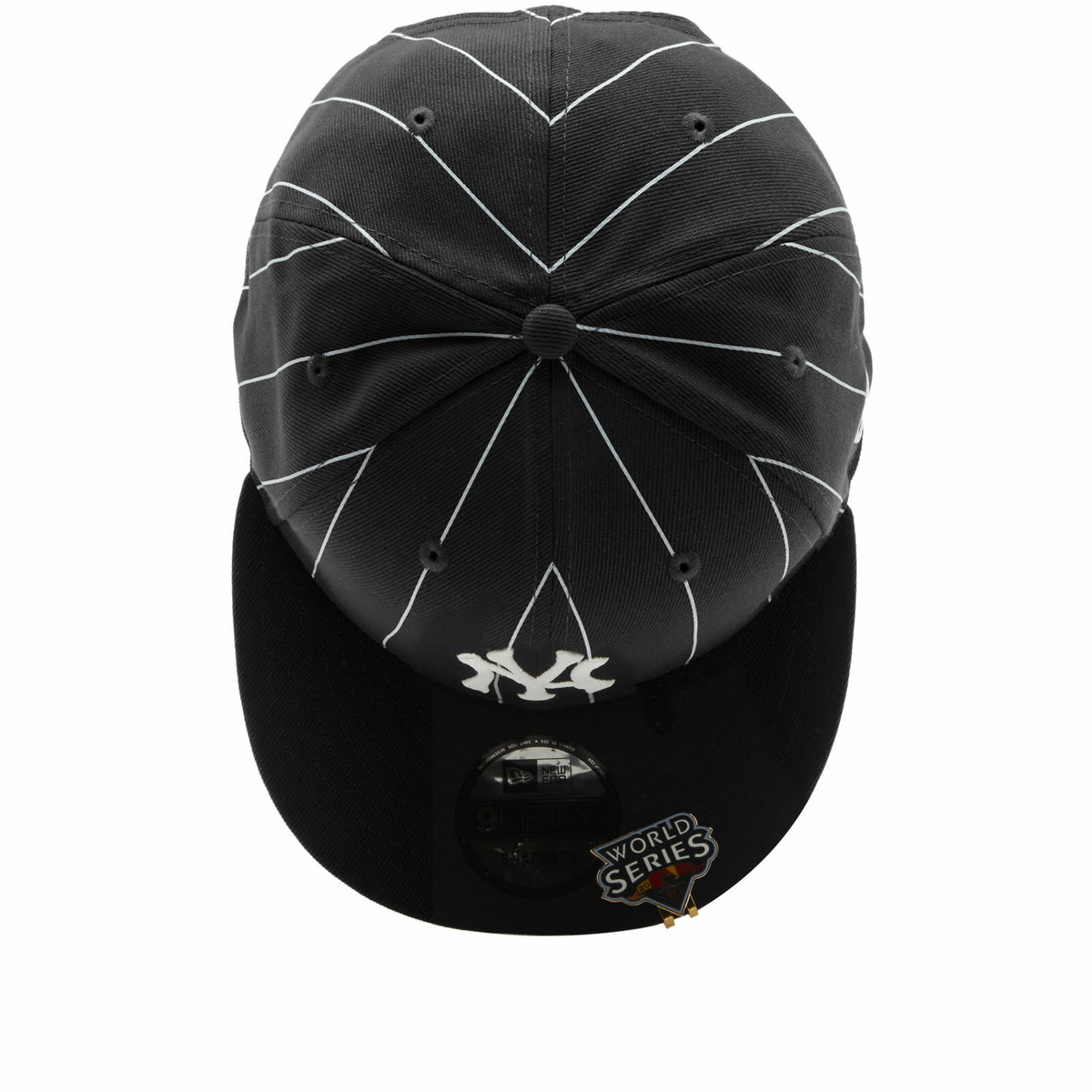 New Era NY Yankees 9Fifty Adjustable Cap in Pinstripe