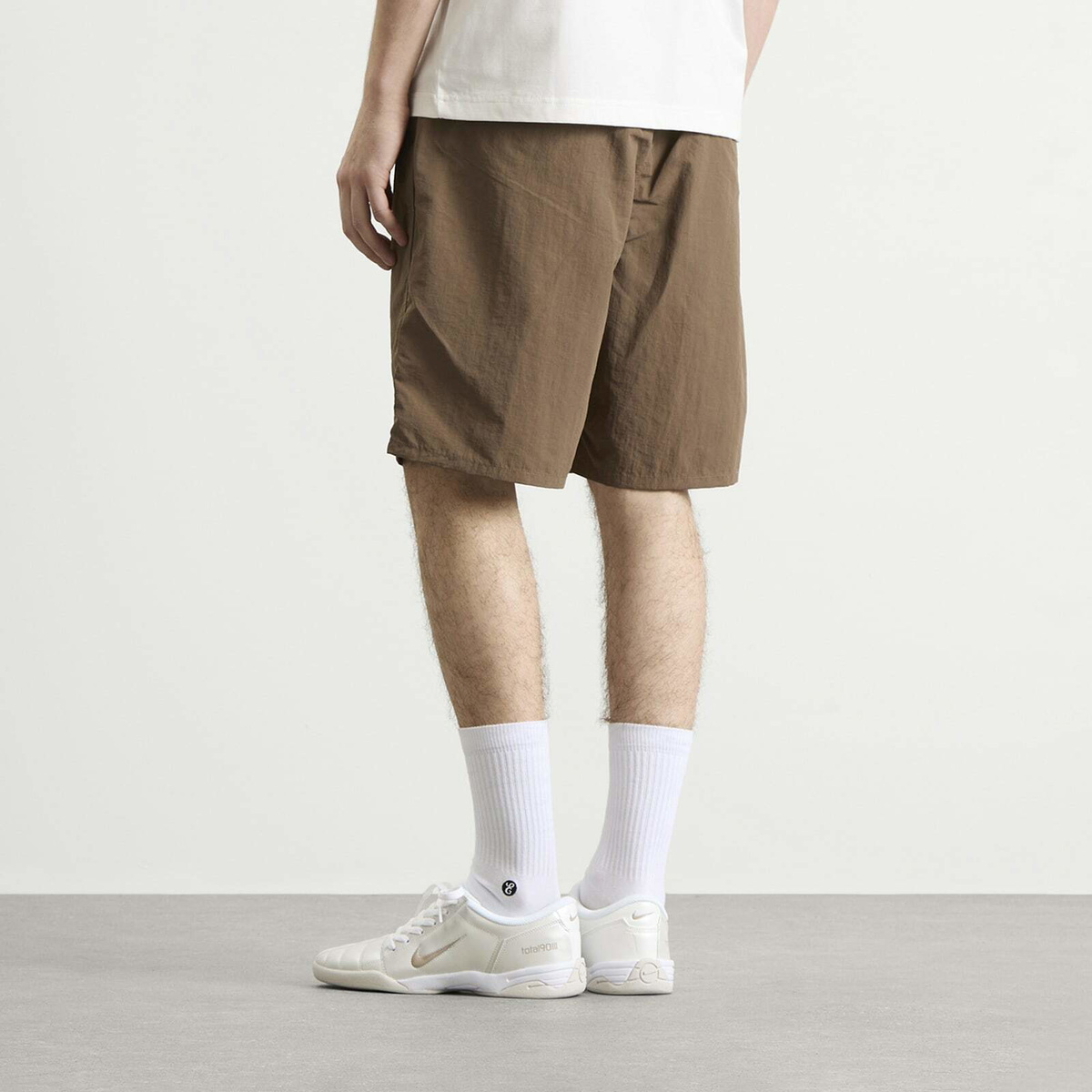 F.C. Real Bristol Men's Nylon Easy Shorts in Mocha