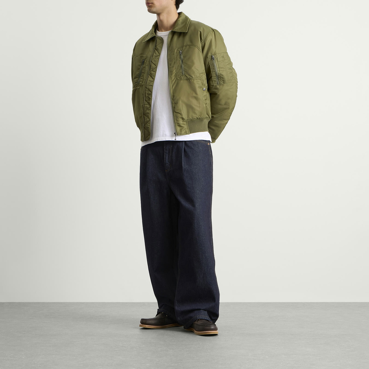 Larriet Men's Frederick Pleated Pant in Indigo Denim