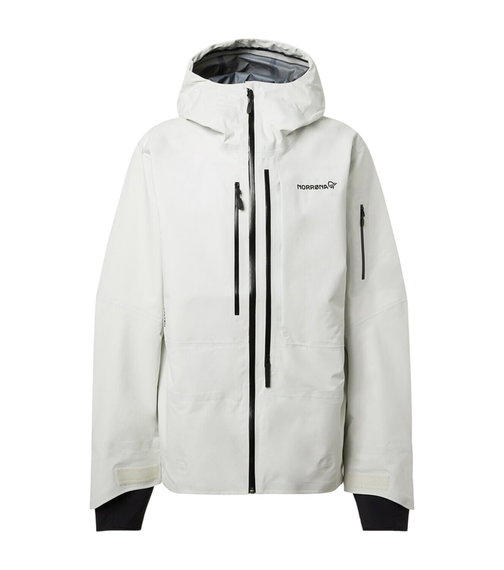 Photo: Norrøna Lofoten hooded ski jacket