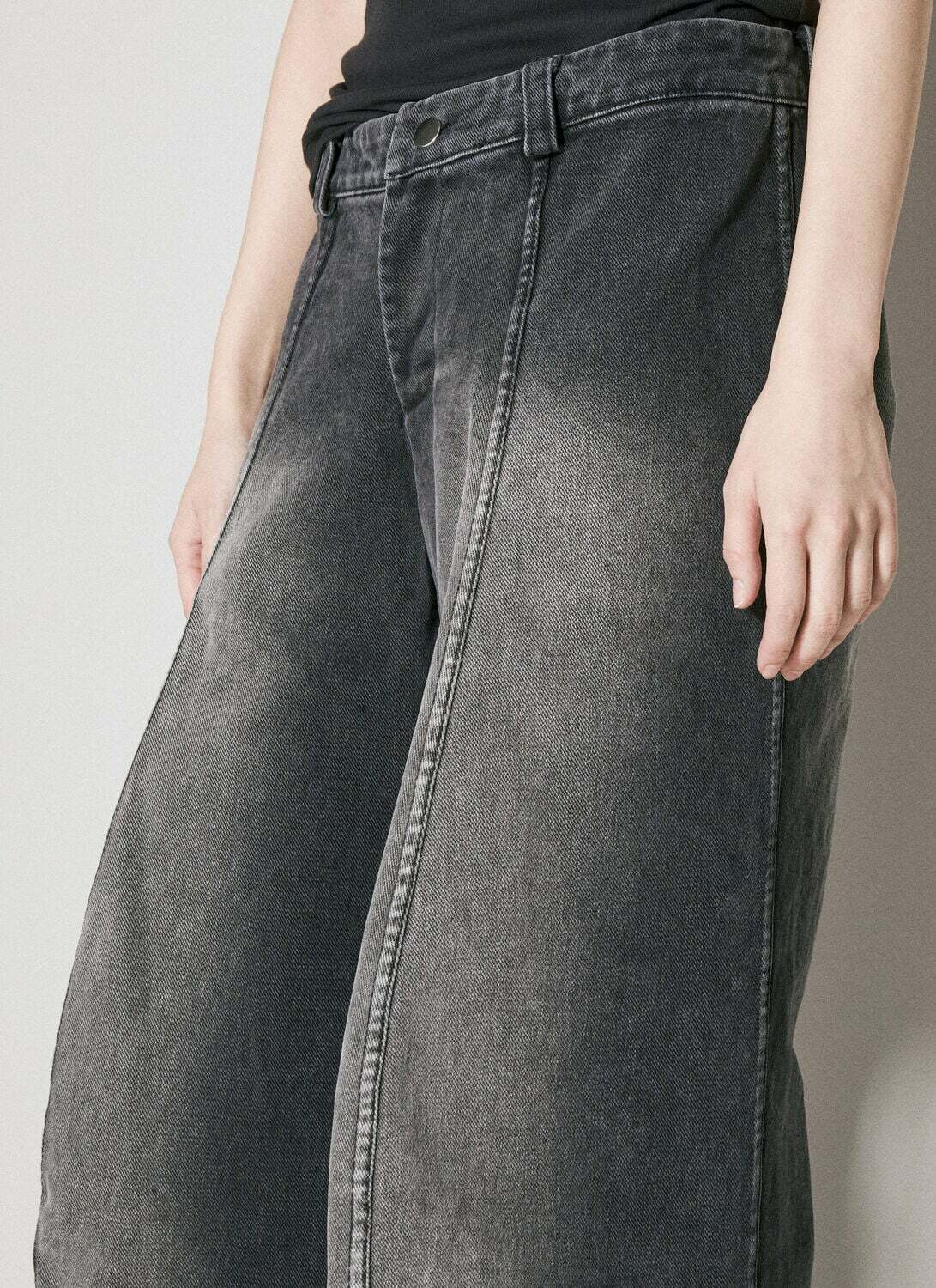 Fidan Novruzova Tayla Banana Jeans