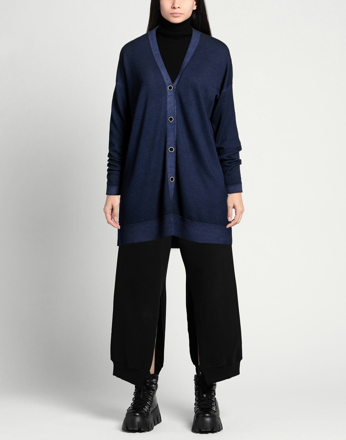 Poster Womens Cardigan in Navy